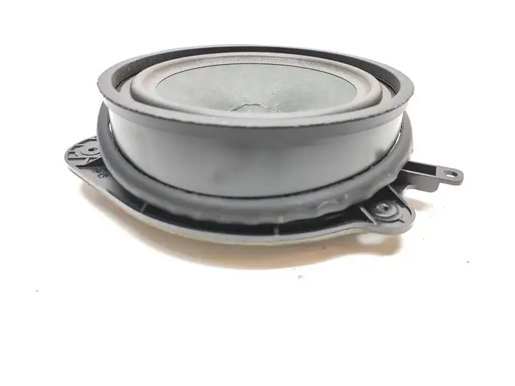 Audi A3/S3 8P (2008 - 2013)  8P0035411C Громкоговоритель (громкоговорители) в передних дверях