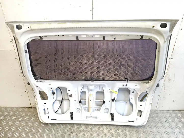 Audi A3/S3 8P (2008 - 2013) Крышка багажника — фото 4