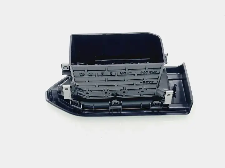 Dacia Logan III (2020 - ) 687617735R Боковой воздушный дефлектор — фото 2