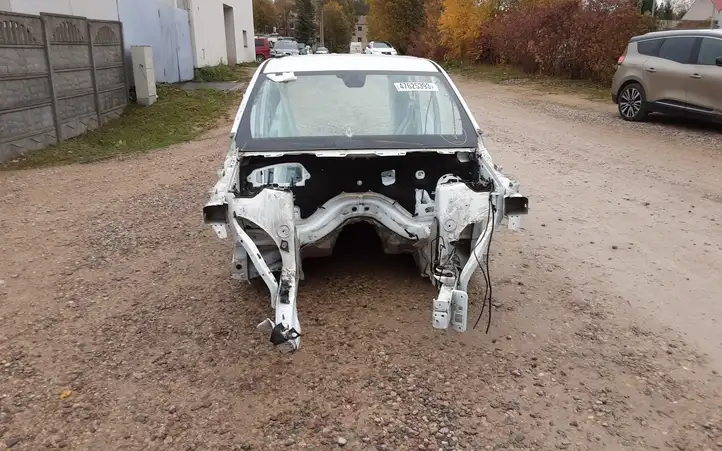 Jeep Grand Cherokee (2010 - 2021) Кузов — фото 4