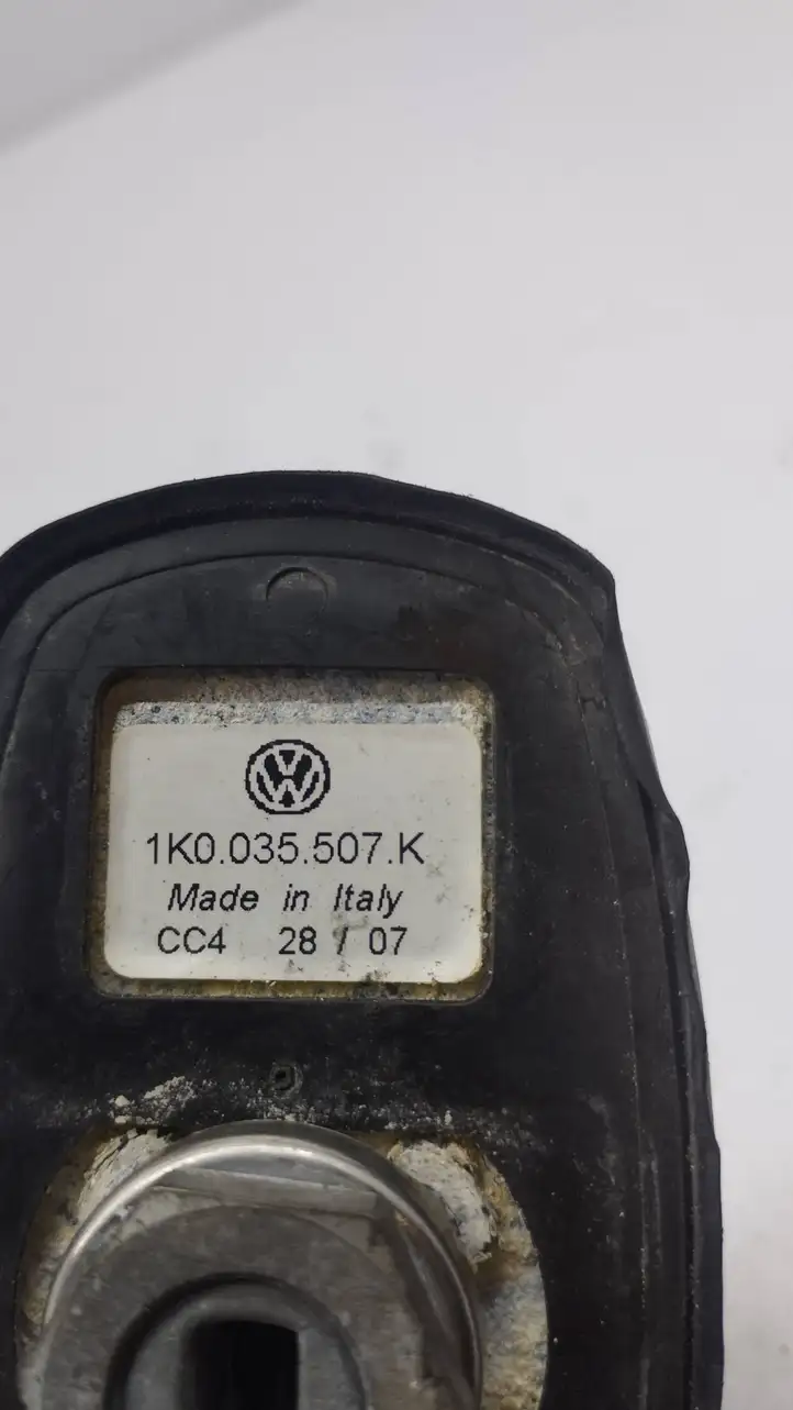 Volkswagen Touran I (2003 - 2010) 1K0035507K Радиоантенна — фото 3