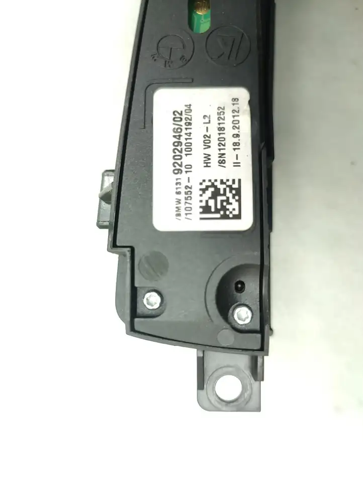 BMW 5 F10 F11 (2009 - 2016) 9202946 Блок кнопок на панели — фото 4