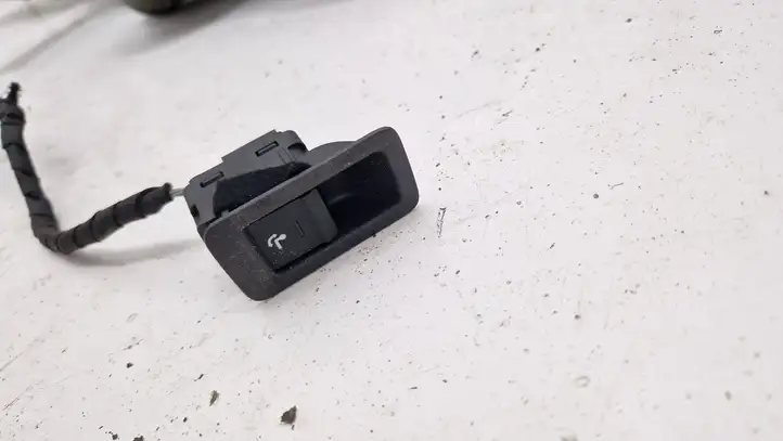 Audi A4 S4 B9 (2015 - 2019) 8W0959245 Комплект буксировочного крюка — фото 11