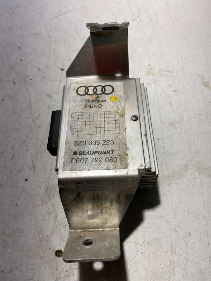 8Z0035223 Audi A2 Garso stiprintuvas