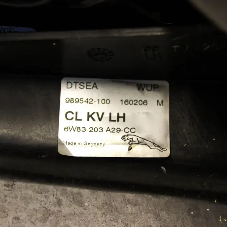 Jaguar XK - XKR (2006 - 2009) 6W83203A29CC Замок ручки двери — фото 8