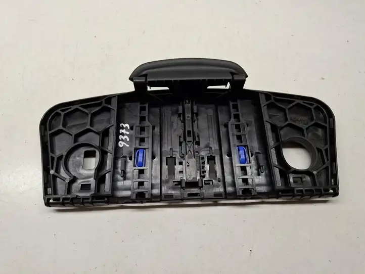 BMW 3 F30 F35 F31 (2012 - 2018) 7430380 Ручка регулировки сиденья — фото 1