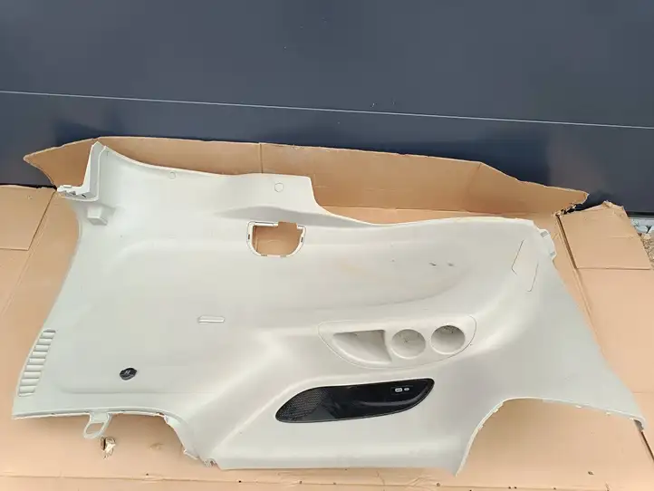 Chrysler Pacifica (2016 - ) 5RJ20PD2AL Задняя боковая обшивка салона — фото 6