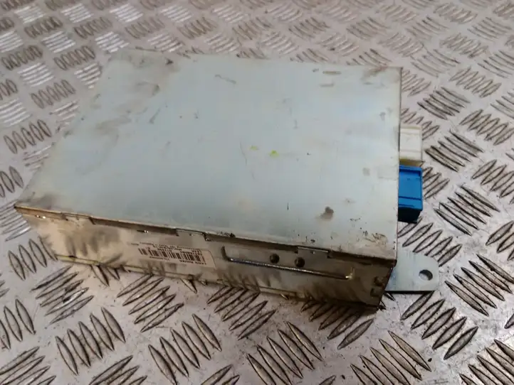 Land Rover Range Rover Sport L320 (2005 - 2009) YIL000022 Магнитола / мультимедийная система — фото 1