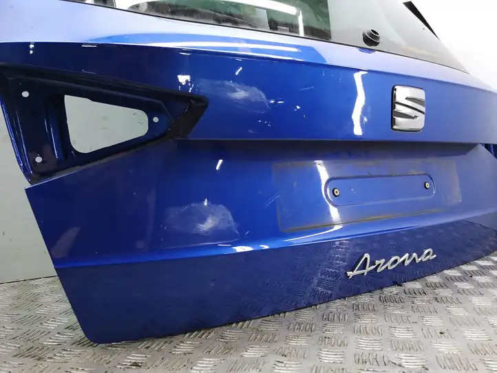 Seat Arona (2017 - ) Крышка багажника — фото 6