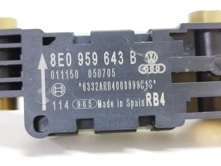 Audi A4 S4 B7 8E 8H (2004 - 2009) 8E0959643B Датчик удара SRS — фото 5