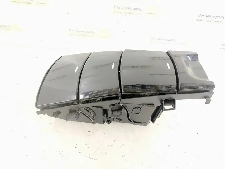 Mercedes-Benz R W251 (2005 - 2013) Передняя пепельница — фото 3