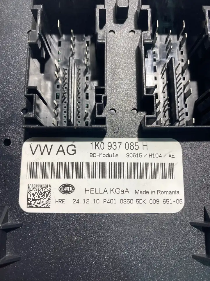 Volkswagen Golf VI (2009 - 2013) 1K0937085H Модуль комфорта — фото 3