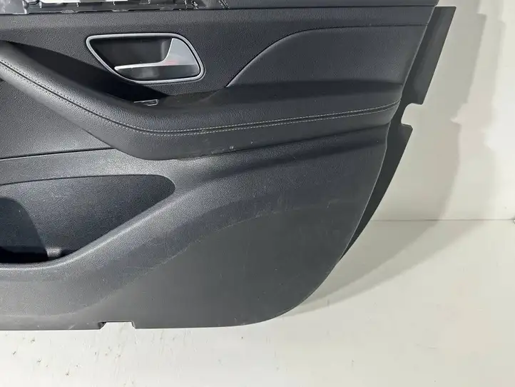 Mercedes-Benz GLE W167 (2019 - ) A1677276000 Обшивка передней двери — фото 12
