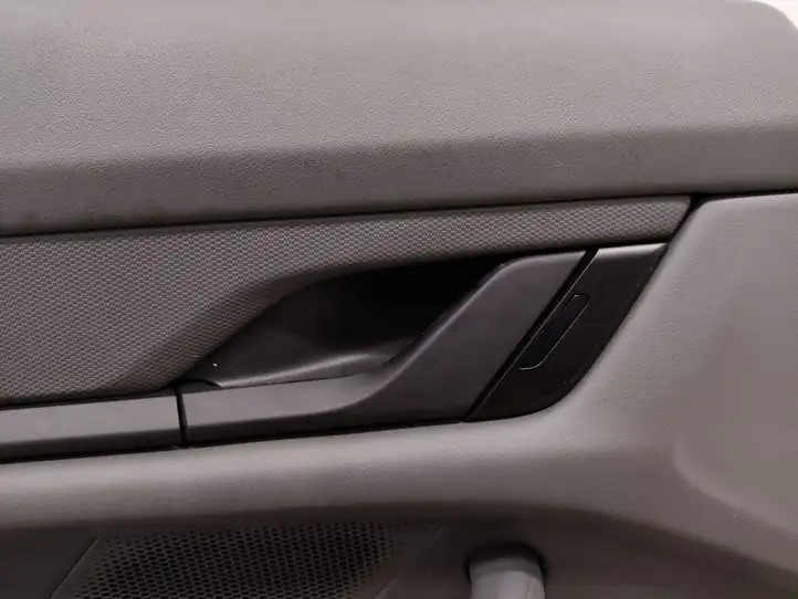 Porsche Taycan 9J1 (2019 - ) 9J1864603 Обшивка задней двери — фото 6