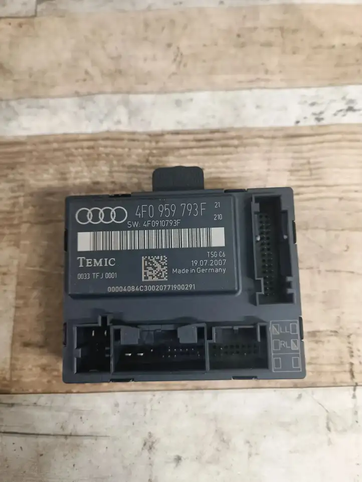 Audi A6 S6 C6 4F (2004 - 2008) 4F0959793F Блок управления дверью — фото 1