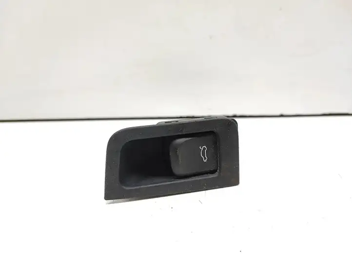 Audi A6 C7 (2011 - 2014) 4G2959830 Кнопка закрытия крышки багажника — фото 1