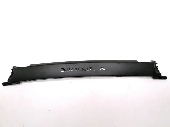 Tesla Model X (2015 - 2021) 1058414-00 Прочие детали салона — фото 1