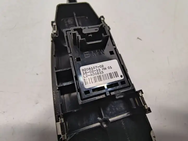BMW 3 F30 F35 F31 (2012 - 2018) 9208107 Блок кнопок стеклоподъемников — фото 3