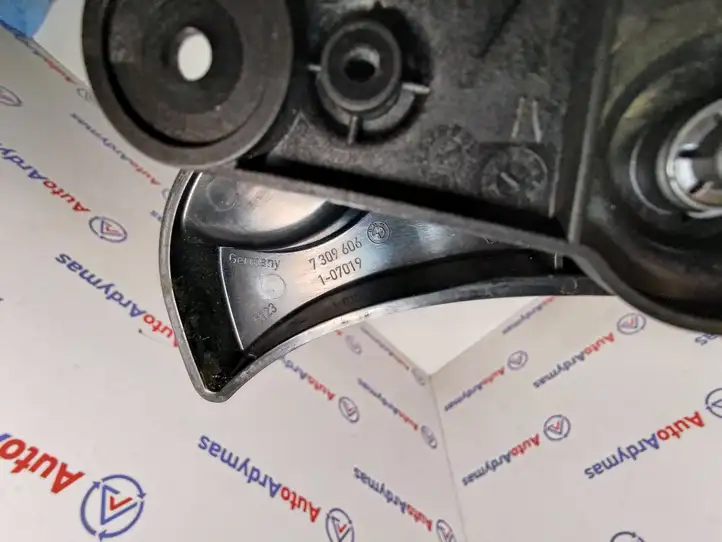 BMW 3 F30 F35 F31 (2012 - 2018) 7309606 Ручка открытия капота — фото 3