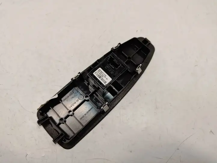 BMW 3 F30 F35 F31 (2012 - 2018) 9208107 Блок кнопок стеклоподъемников — фото 2
