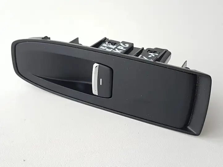 Subaru Forester SK (2018 - 2025) 83071FL210 Блок кнопок стеклоподъемников — фото 1