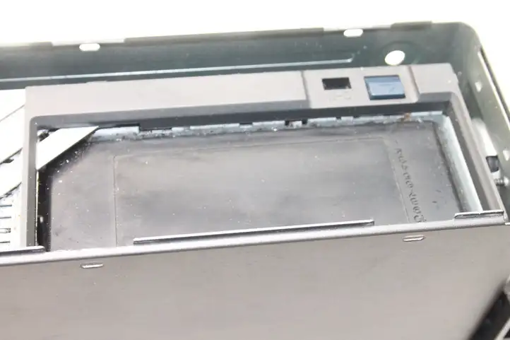 Audi TT Mk1 (1998 - 2003) KDCC719MP CD/DVD чейнджер — фото 4