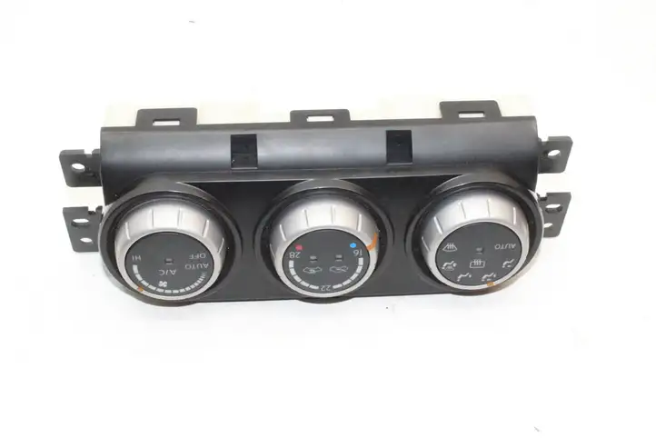 Nissan X-Trail T31 (2007 - 2014) 27500JG700 Управление климат контролем — фото 1