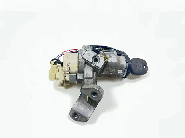 Toyota Corolla Verso E121 (2001 - 2004) 897831301013010 Замок зажигания — фото 5
