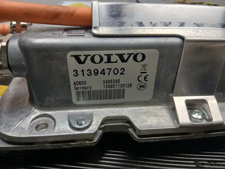 Volvo V60 (2010 - 2013) 31394702 Модуль беспроводной зарядки — фото 3