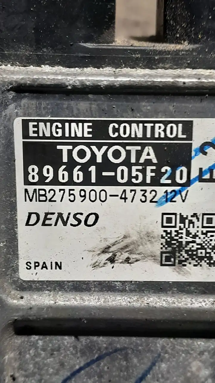 Toyota Avensis T270 (2012 - 2015) 8966105F20 Блок управления двигателем (ЭБУ) — фото 2