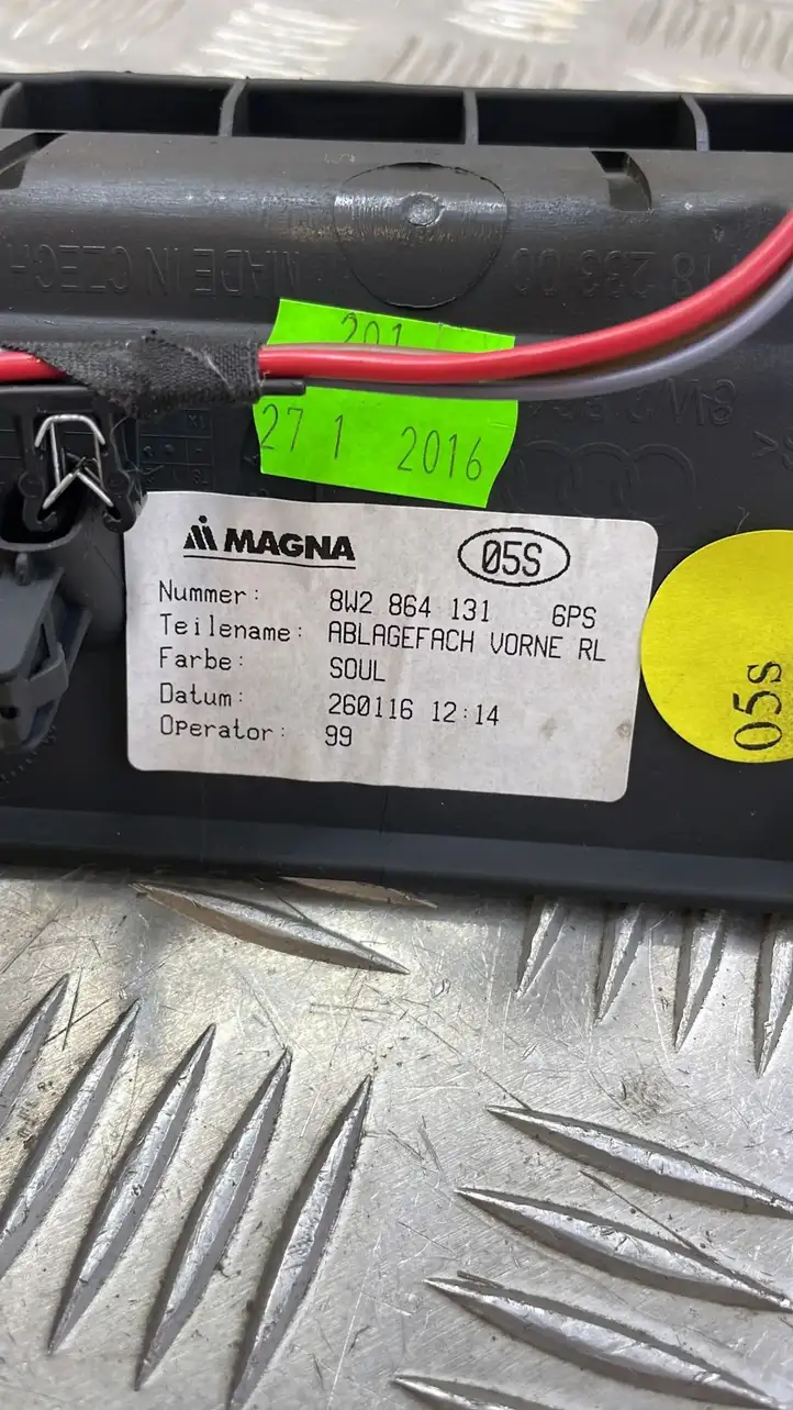 Audi A4 S4 B9 (2015 - 2019) 8W2864131 Накладка прикуривателя — фото 4