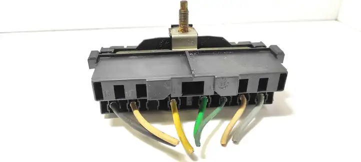 Peugeot 307 (2001 - 2005)  7460953 Блок предохранителей