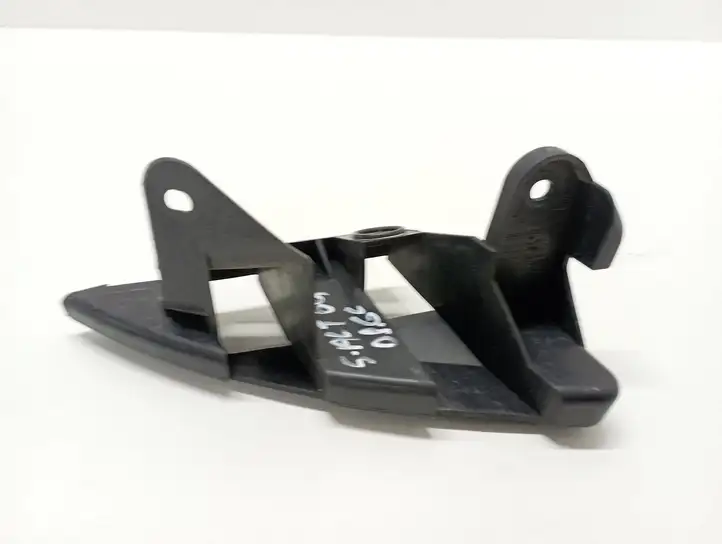 Seat Altea XL (2004 - 2015) 85P8807348 Кронштейн заднего бампера — фото 1