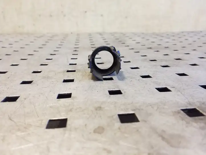 Volkswagen Eos (2006 - 2010) 0263006098 Кронштейн заднего датчика парковки — фото 2