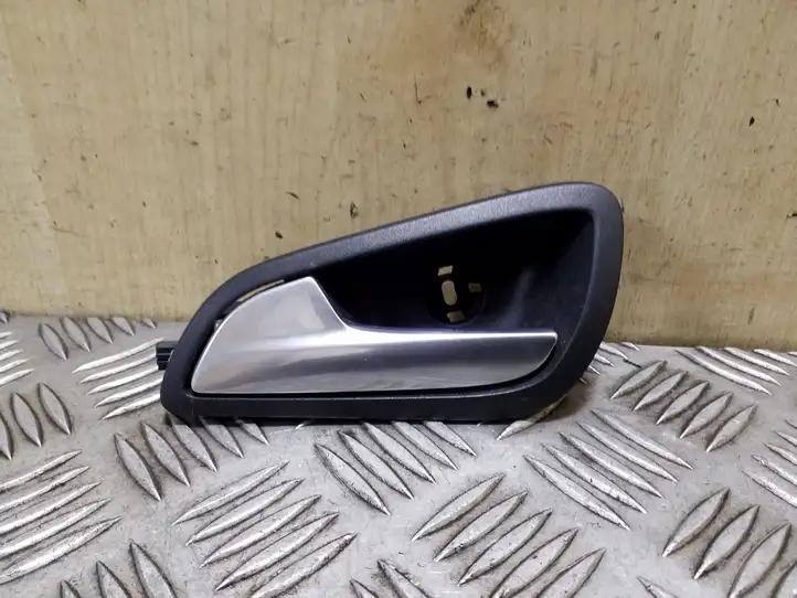 Ford Focus (2011 - 2015) AM51U22601BDW Внутренняя ручка задней двери — фото 1
