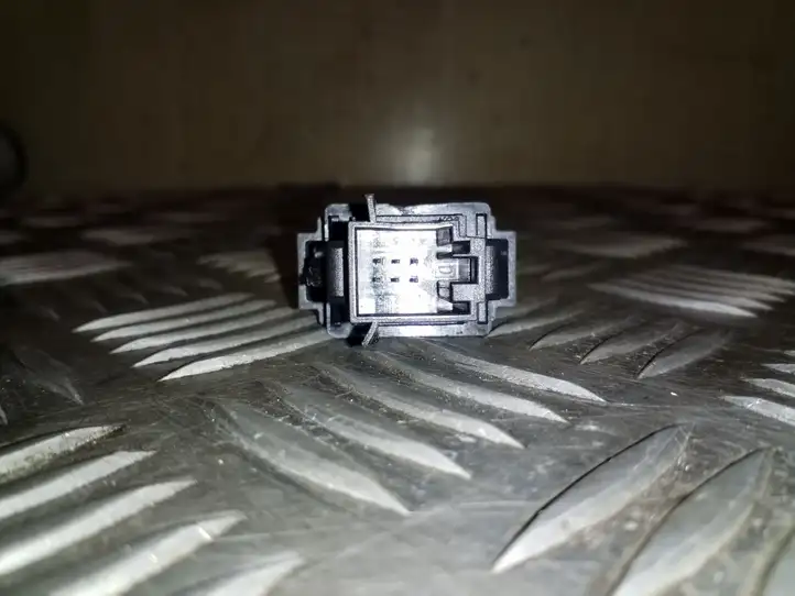 Skoda Octavia Mk2 (1Z) (2004 - 2013)  1Z0919235C Другой датчик