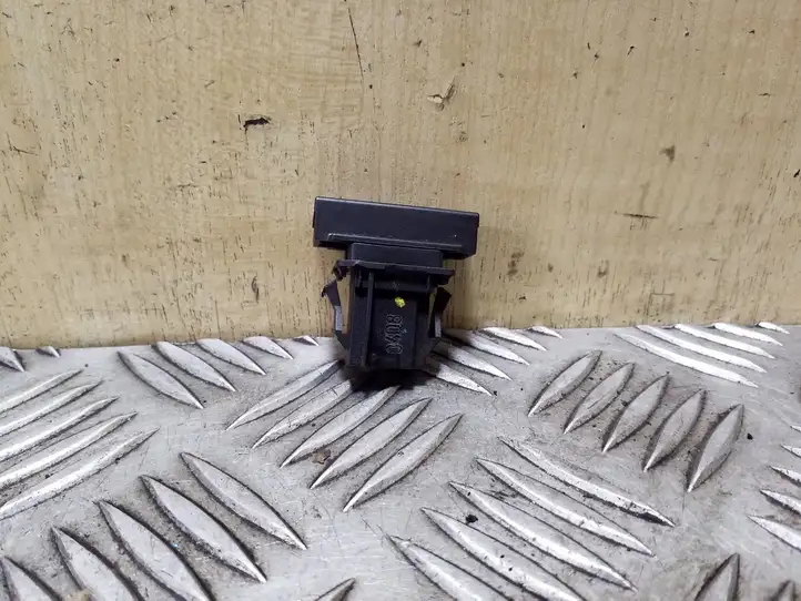 Skoda Octavia Mk2 (1Z) (2004 - 2013)  1Z0919235C Другой датчик