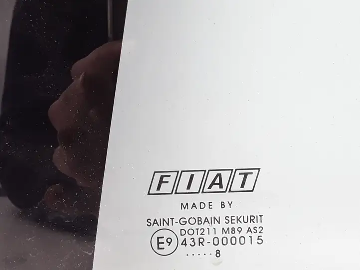 Fiat Bravo (2007 - 2014) 43R000015 Форточка двери — фото 3