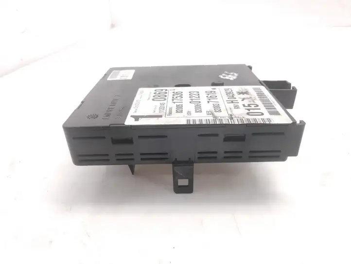 Renault Espace - Grand espace IV (2004 - 2014) 216532948 Модуль комфорта — фото 3