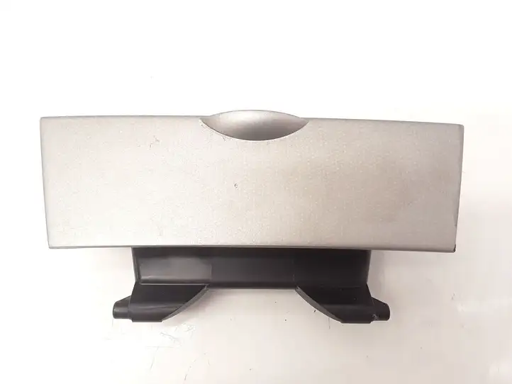 Toyota Corolla E120 E130 (2004 - 2007) 7411102060 Передняя пепельница — фото 3