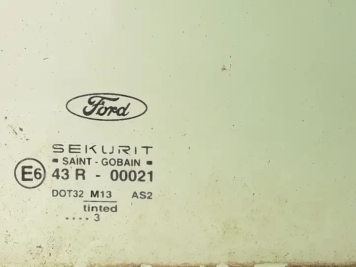 Ford Mondeo Mk III (2000 - 2007) 43R00021 Стекло задней двери — фото 2