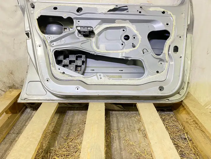 Peugeot 307 (2001 - 2005)   Дверь