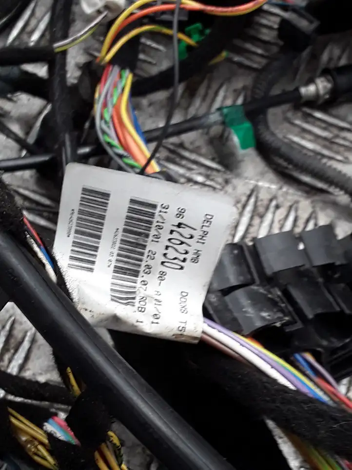 Peugeot 307 CC (2001 - 2005) 9645424480 Прочая электропроводка — фото 10