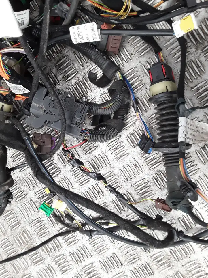 Peugeot 307 CC (2001 - 2005) 9645424480 Прочая электропроводка — фото 12