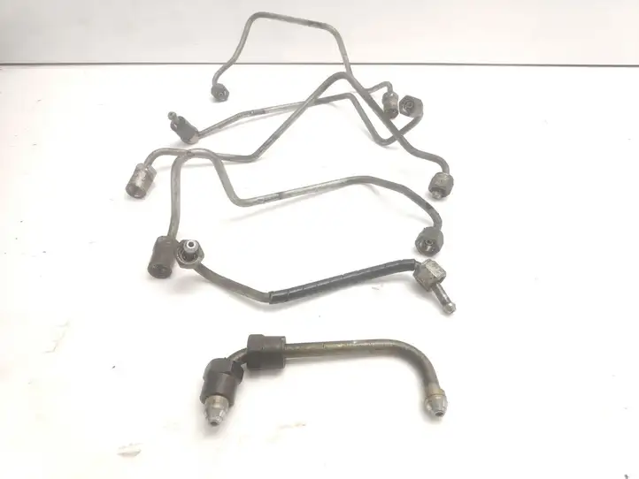 Toyota Corolla E120 E130 (2004 - 2007) Трубка подачи топлива в форсунки — фото 1
