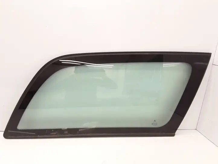 Citroen C5 (2001 - 2004) 43R00049 Заднее боковое стекло — фото 1