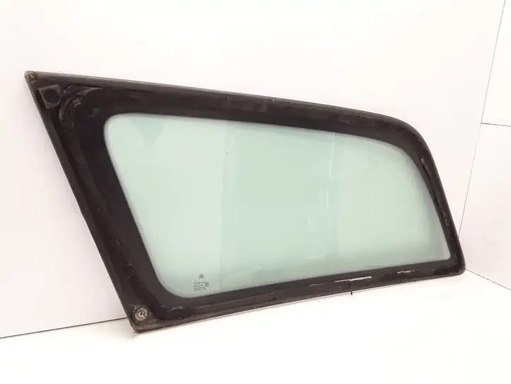 Citroen C5 (2001 - 2004) 43R00049 Заднее боковое стекло — фото 7