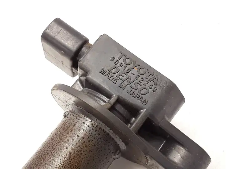 Toyota Yaris Verso (1999 - 2005) 9091902240 Катушка зажигания — фото 2