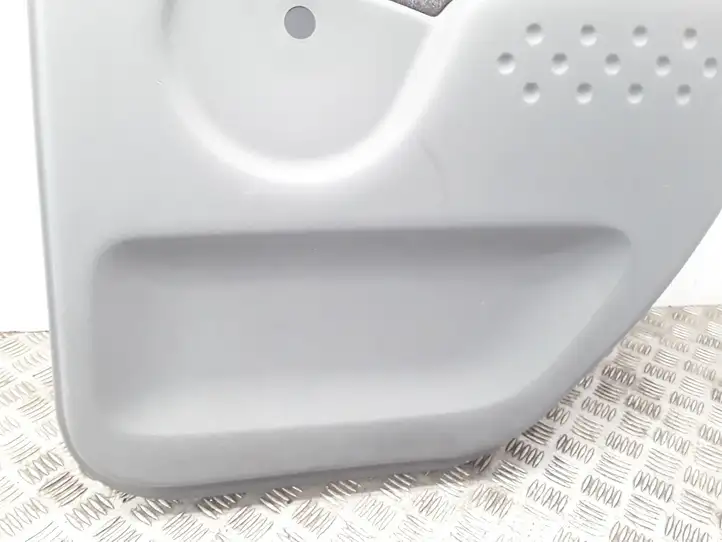 Toyota Yaris Verso (1999 - 2005) Обшивка задней двери — фото 2