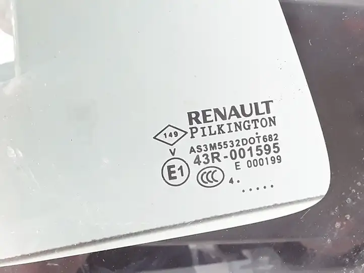Renault Captur (2013 - 2020) 43R001595 Заднее боковое стекло — фото 2